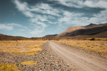 Fototapeta premium Road to the mountains