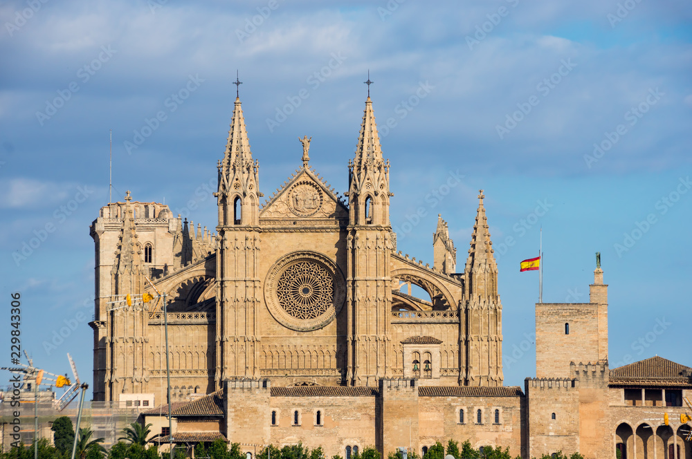 Wall mural la seu, the cathedral of santa maria of palma. it is a gothic roman catholic cathedral located in pa