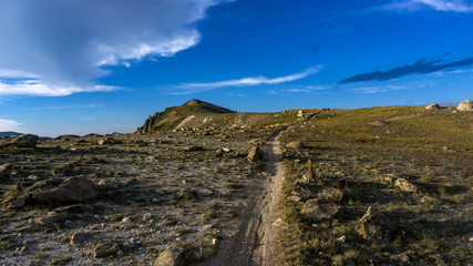 Alpine ridge trail
