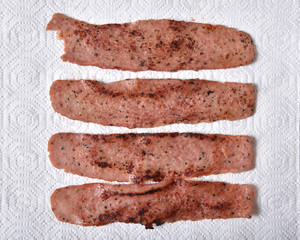 Turkey bacon on a paper towel