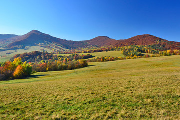 Fototapeta premium Mountainous landscape in autumn, Low Beskids (Beskid Niski)