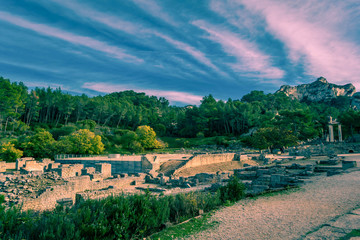Naklejka premium Glanum, les antiques, st Rémy de Provence.