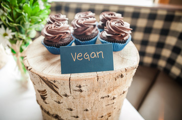 chocolate vegan cupcakes