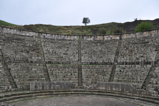 Th&eacute;&acirc;tre romain de Djemila, Alg&eacute;rie