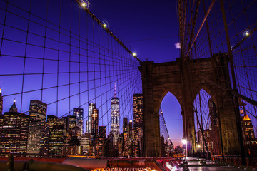 Brooklyn Bridge - New York bei Nacht