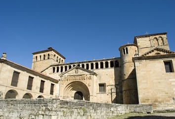 Colegiata de Santa Juliana de Santillana del Mar en Cantabria