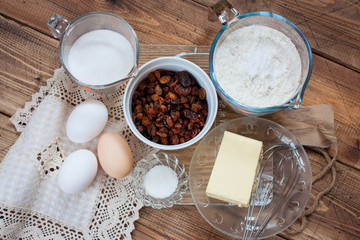 Step by Step Cooking of Raisin Cake - Necessary Ingredients, Top View