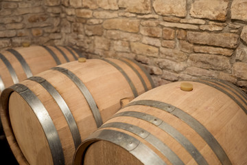 tonneaux en cave