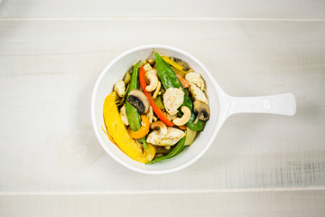 Cashew Asian Stir Fry with Chicken and Vegetables