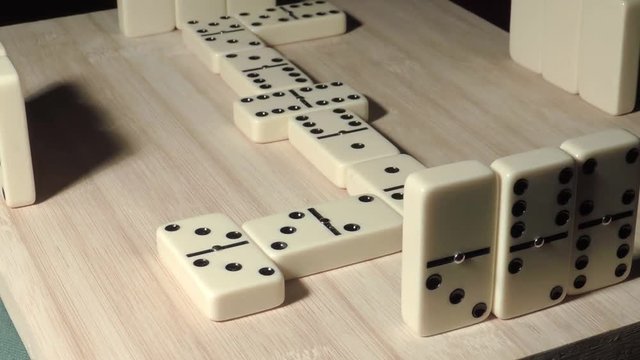 domino