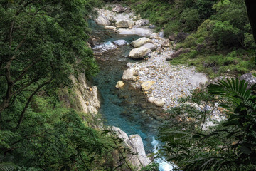 Fototapeta na wymiar Shakadang trail and river