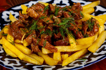 Fried potato with beef