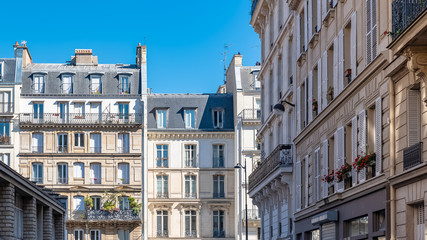 Fototapeta na wymiar Paris, beautiful buildings boulevard des Batignolles, typical parisian facades 