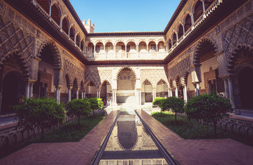 Fototapeta premium The Courtyard of the Maidens in the The Alcazar of Seville