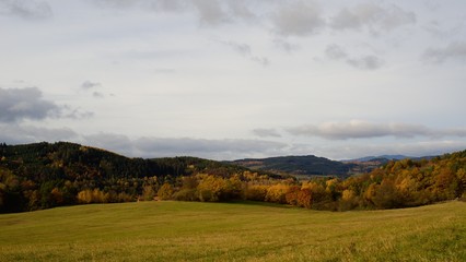 Fototapeta na wymiar Autumn view of the countryside, rural nature autumn.
