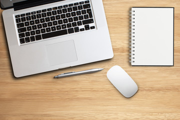 Moderner Computer-Arbeitsplatz