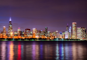 Fototapeta na wymiar Chicago Skyline at Night