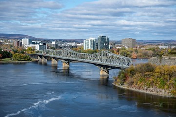 Fototapeta na wymiar Fall Day in Ottawa