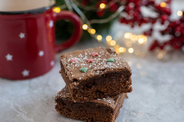 Weihnachtliche Brownies 