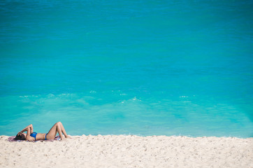 Fototapeta na wymiar Beautiful ocean view from the Mirador at Cancun