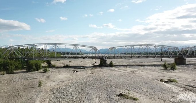 Br&uuml;cke am Gletscherfluss kanada