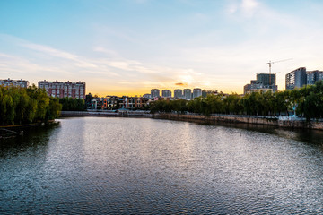 Naklejka premium Blue lake in the public park