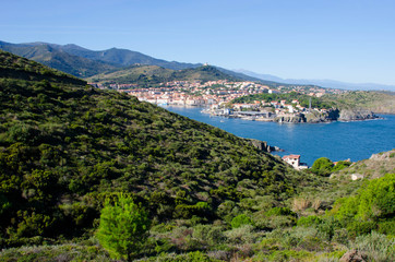 Obraz premium Blick auf Port Vendres an der Cote vermeille