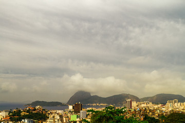 Obraz premium General view of the Catete neighborhood with the Sugarloaf hill in the background in Rio de Janeiro, Brazil