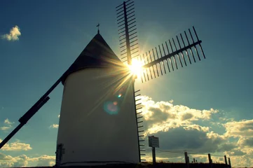 Foto auf Acrylglas Mühlen Mühle Jard-sur-Mer in der Vendée, unter der Herbstsonne