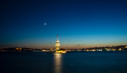 Fototapeta na wymiar Maiden's Tower or Kiz Kulesi located in the middle of Bosporus, Istanbul 