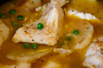 Pescado en salsa IV