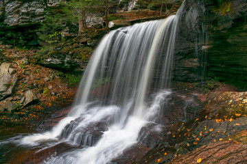 Fototapeta na wymiar Mountain Waterfalls
