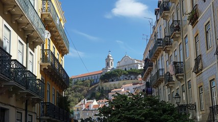 Fototapeta na wymiar residencial area of lisbon with colorful houses
