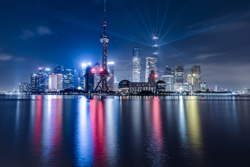 Fototapeta na wymiar shanghai cityscape at night