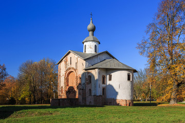Fototapeta premium Paraskeva Pyatnitsa church at Yaroslav Courtyard. Ancient Russian church, Veliky Novgorod, Russia.