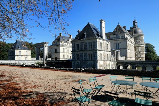 Ch&acirc;teau de Serrant, france, Renaissance, Loire Valley, Prince of Merode, tuffeau stone, Tower,  park, landmark, history, palace, historic, 