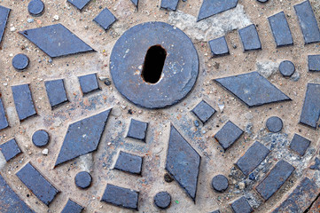 pattern on iron manhole cover