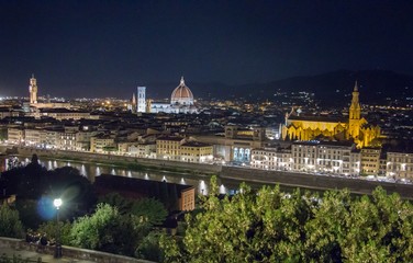 Fototapeta na wymiar Florenz Dom Nacht Panorama
