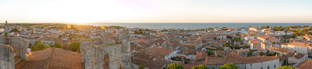 vue panoramique sur saint-martin-de-ré