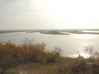 Осень,золото,желтый, природа,обои.заставка, деревья,ландшафт, вода,река,