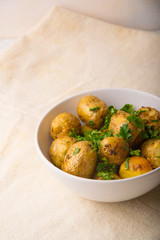 oven-baked potatoes with fresh herbs