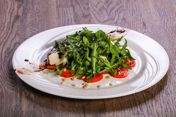 Caprese salad with arugula