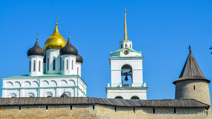 Russia. Pskov. Pskov Kremlin.  Trinity Cathedral, bell tower and Trinity tower