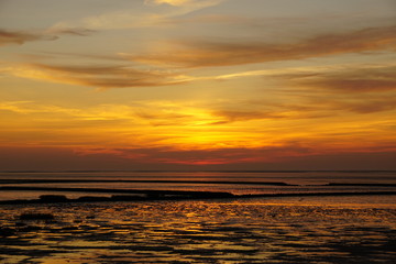 Sonnenuntergang an der Nordseeküste