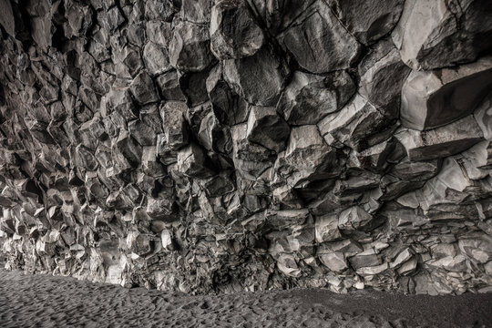 Fototapeta Iceland black beach Vic, caves, stones