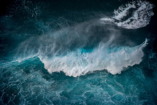 Waves of Madeira