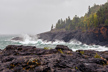 Splashing Waves 