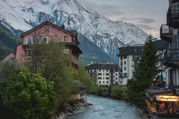 Fototapeta na wymiar Chamonix-Mont-Blanc