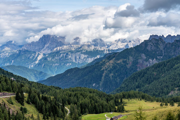 Fototapeta na wymiar Italien - Südtirol - Venetien - Passo di Valles
