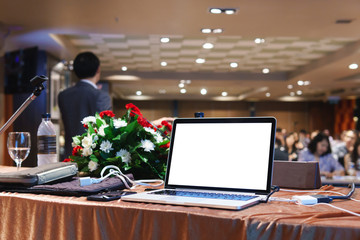 Blank screen of laptop used for presentation in seminar